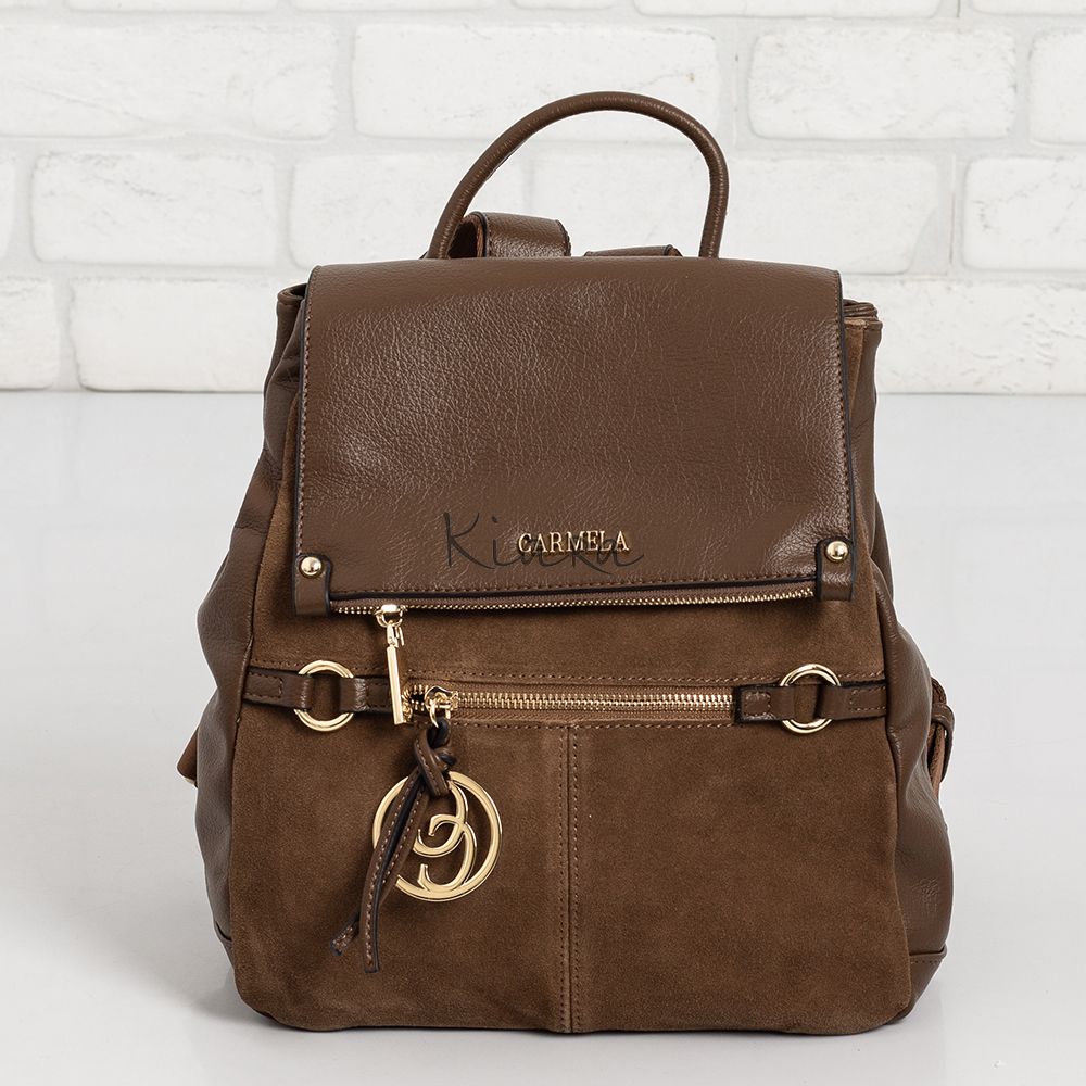 Дамска раница в кафяво Дамска раница в кафяво