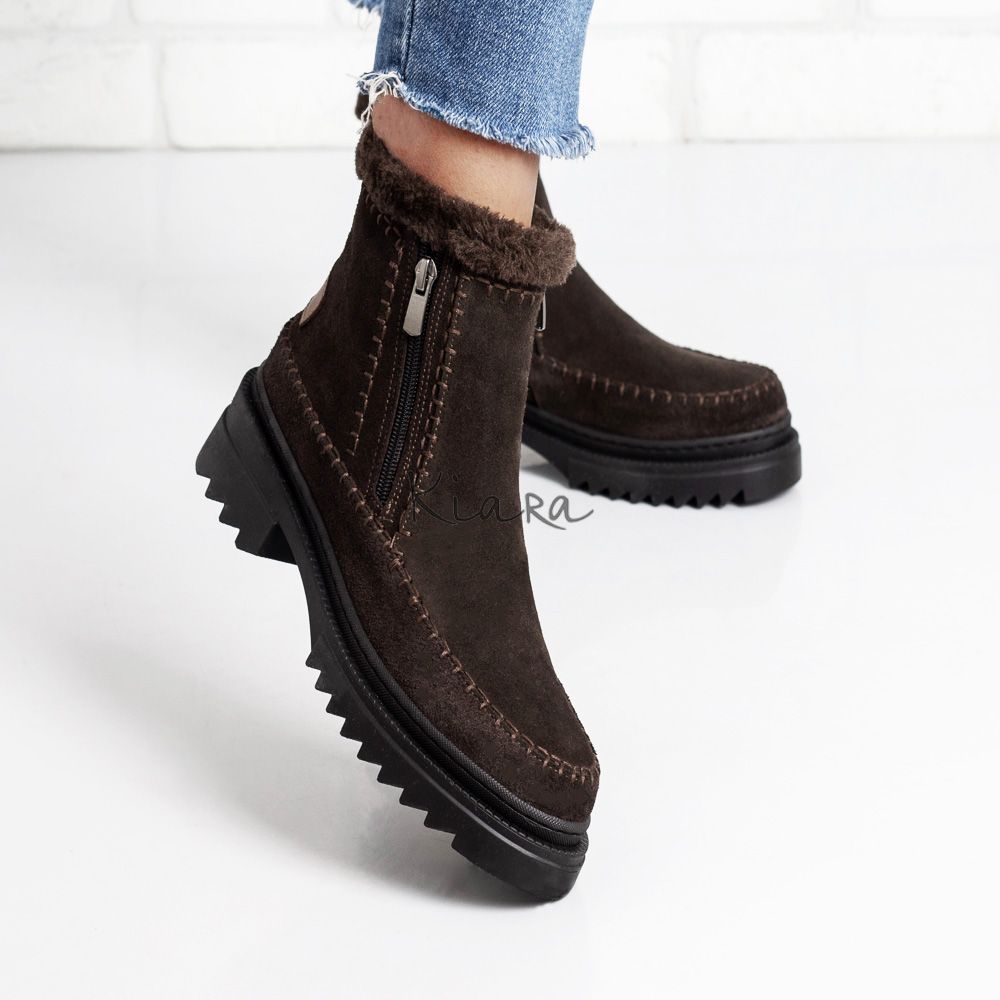 Дамски боти в кафяво Дамски боти в кафяво