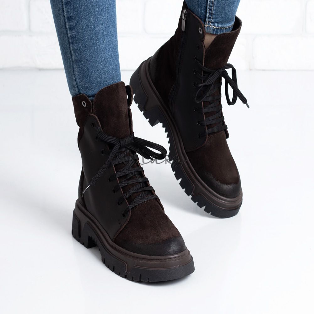 Дамски боти в кафяво Дамски боти в кафяво