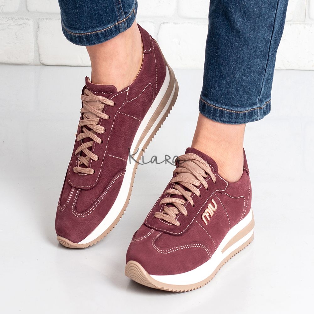 Дамски маратонки в бордо Дамски маратонки в бордо