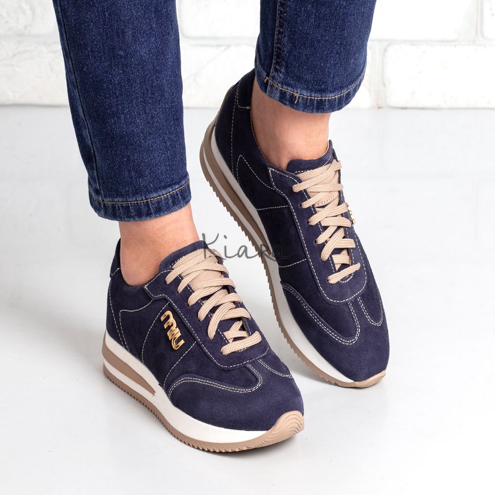 Дамски маратонки в тъмно синьо Дамски маратонки в тъмно синьо