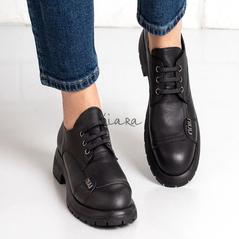 Дамски обувки в черно Дамски обувки в черно