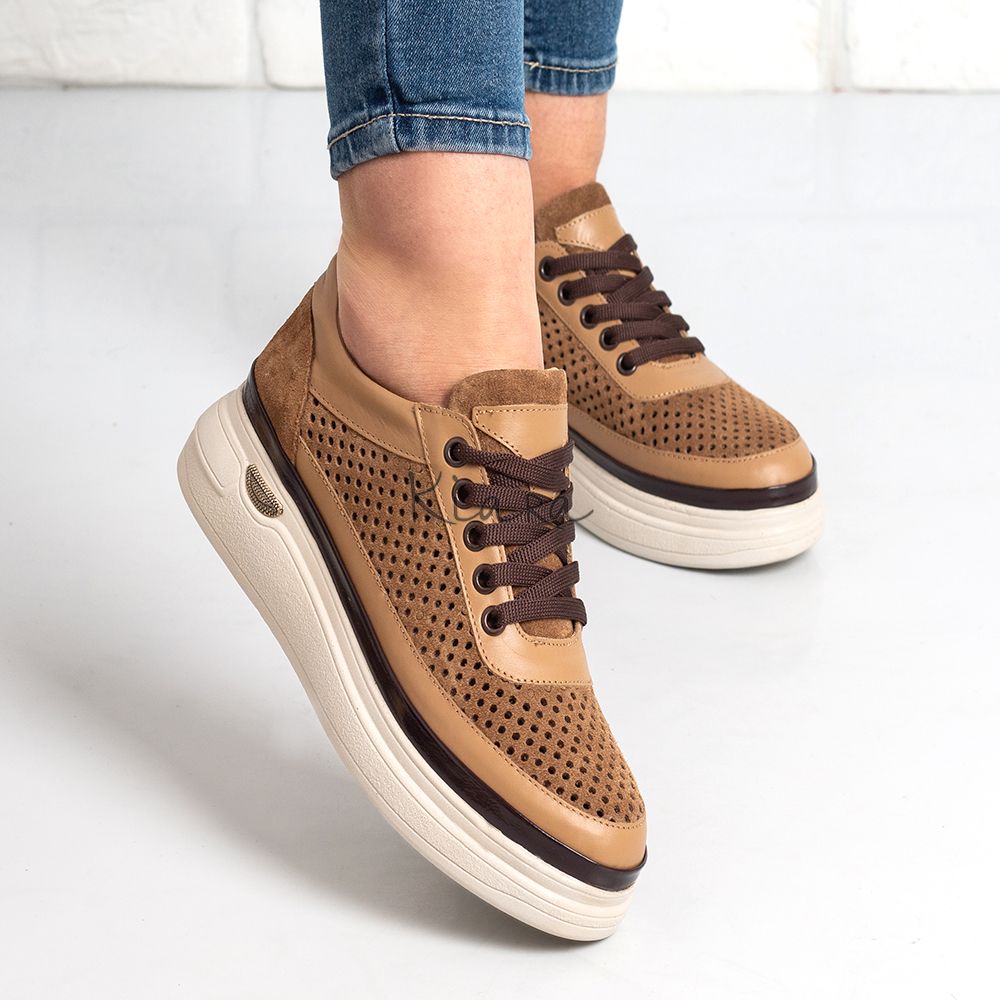 Дамски обувки в камел Дамски обувки в камел