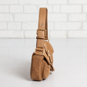 Дамска чанта CARMELA в камел