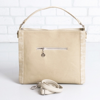 Дамска чанта в бежово