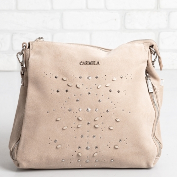 Дамска чанта в бежово