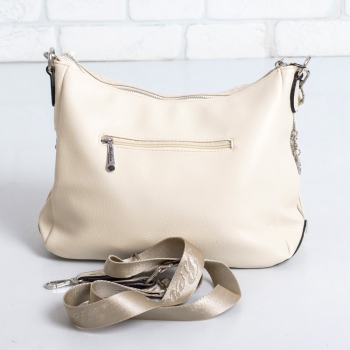 Дамска чанта в бежово и лак