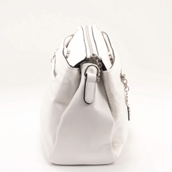 Дамска чанта в бяло