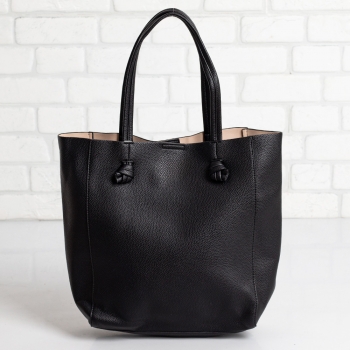 Дамска чанта в черно