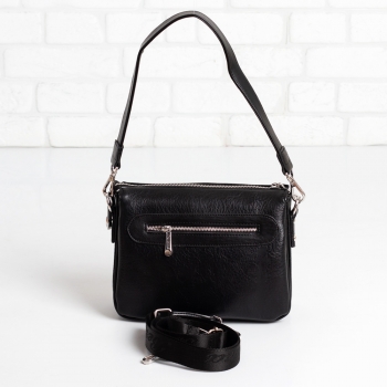 Дамска чанта в черно