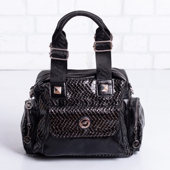 Дамска чанта в черно и сребристо