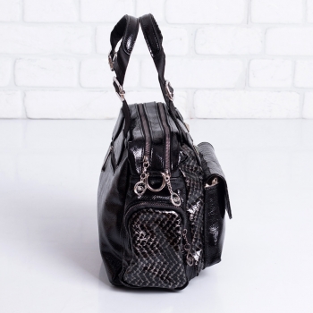 Дамска чанта в черно и сребристо