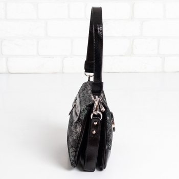 Дамска чанта в черно и сребристо