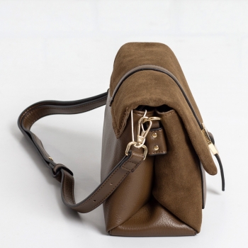 Дамска чанта в кафяво