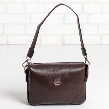 Дамска чанта в кафяво