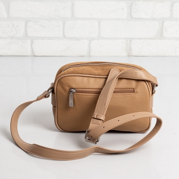 Дамска чанта в камел