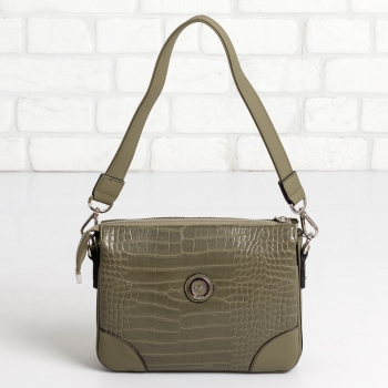 Дамска чанта в зелено със змийски принт