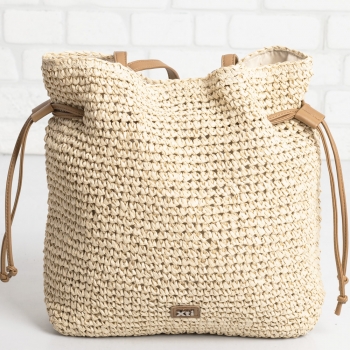 Дамска плетена чанта в бежово