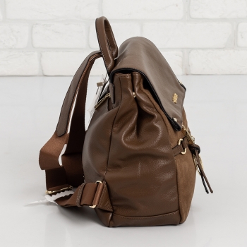 Дамска раница в кафяво