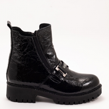 Дамски боти в черно Дамски боти в черно