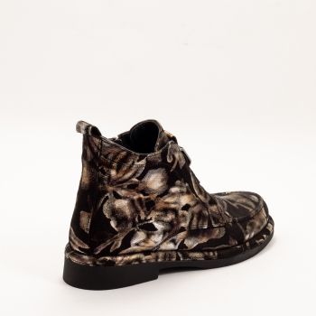 Дамски боти в черно и златисто