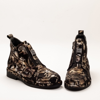 Дамски боти в черно и златисто