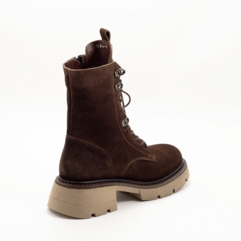 Дамски боти в кафяво