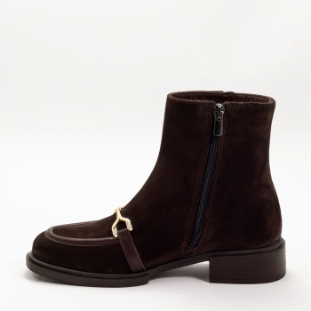 Дамски боти в кафяво