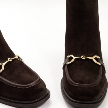 Дамски боти в кафяво