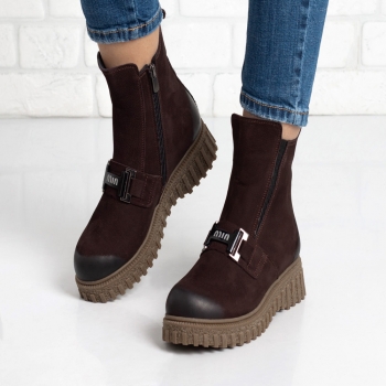 Дамски боти в кафяво