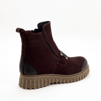 Дамски боти в кафяво