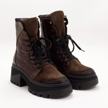 Дамски боти в кафяво