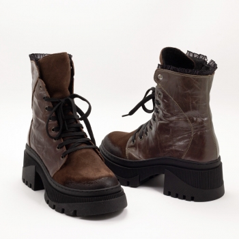 Дамски боти в кафяво