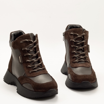 Дамски боти в кафяво