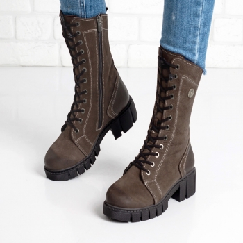 Дамски боти в кафяво