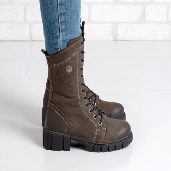 Дамски боти в кафяво