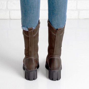 Дамски боти в кафяво