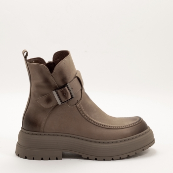 Дамски боти в тъмно бежово