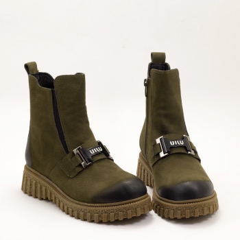 Дамски боти в тъмно зелено Дамски боти в тъмно зелено