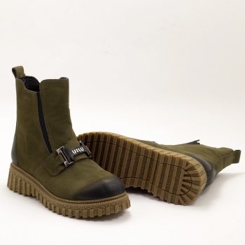 Дамски боти в тъмно зелено Дамски боти в тъмно зелено