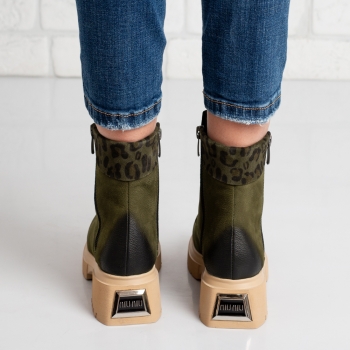 Дамски боти в тъмно зелено