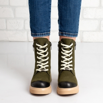 Дамски боти в тъмно зелено