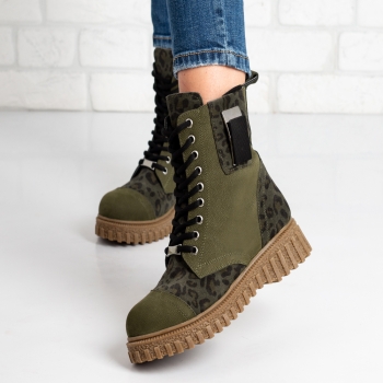 Дамски боти в тъмно зелено