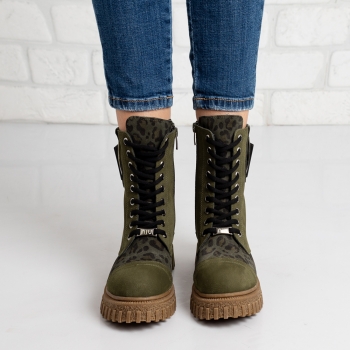 Дамски боти в тъмно зелено