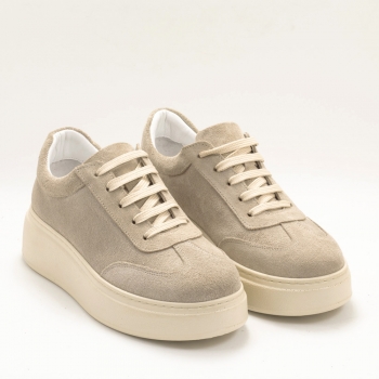 Дамски кецове в бежово