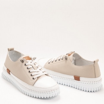 Дамски кецове в бежово и бяло