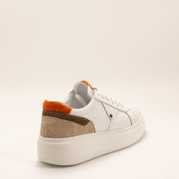 Дамски кецове в бяло и оранжево