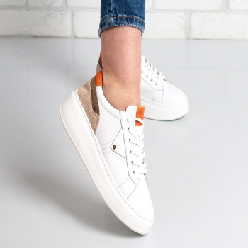 Дамски кецове в бяло и оранжево