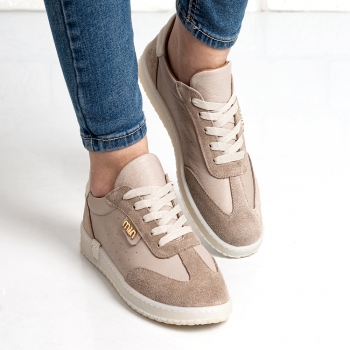 Дамски кецове в тъмно бежово