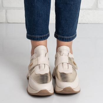 Дамски маратонки в бежово и златисто